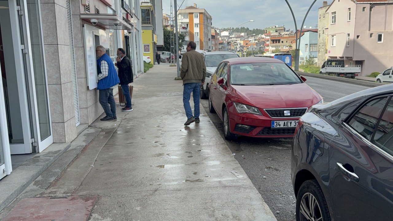 A W572061 02 1280X720