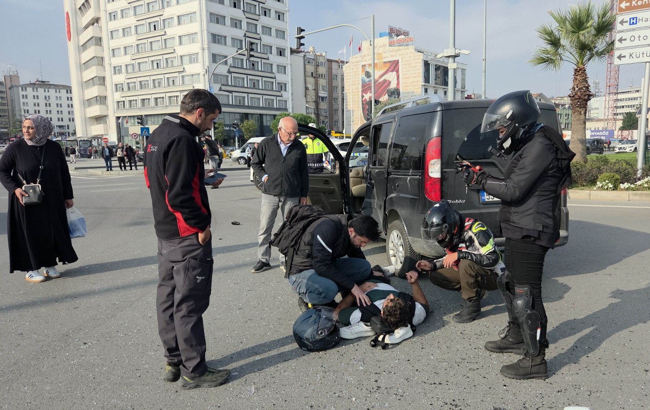 A W573342 01 1269X800