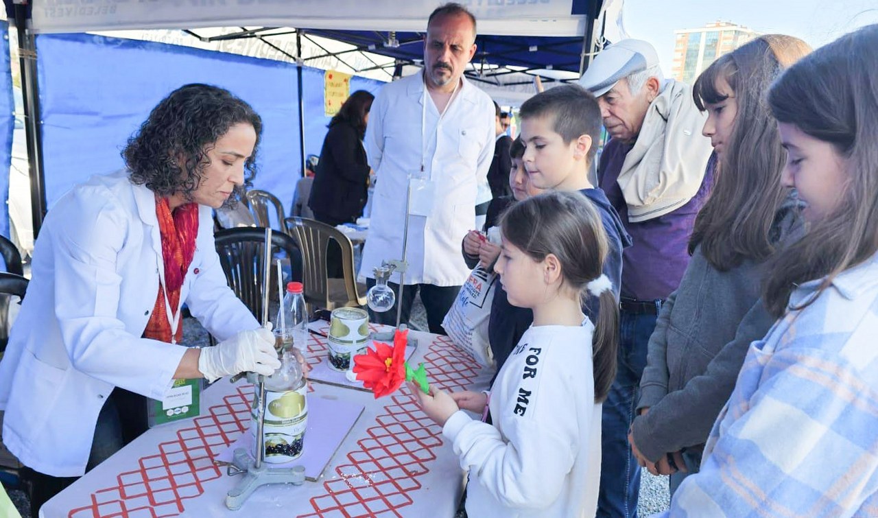 A W573536 05 1280X755