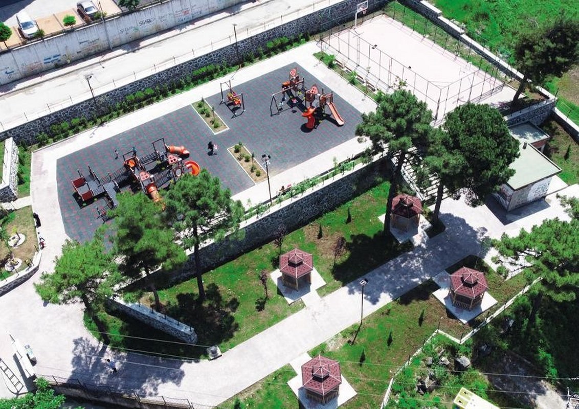 A W574183 01 1132X800