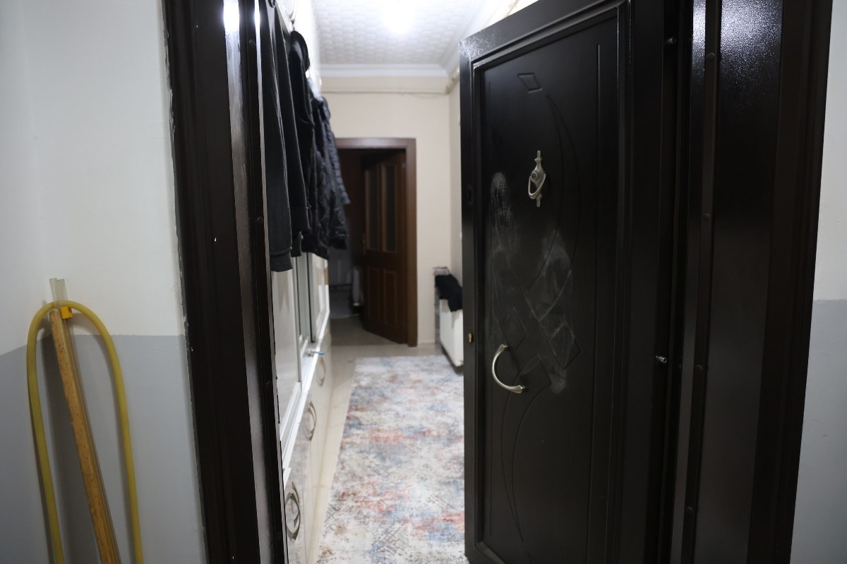 A W575232 04 1200X800