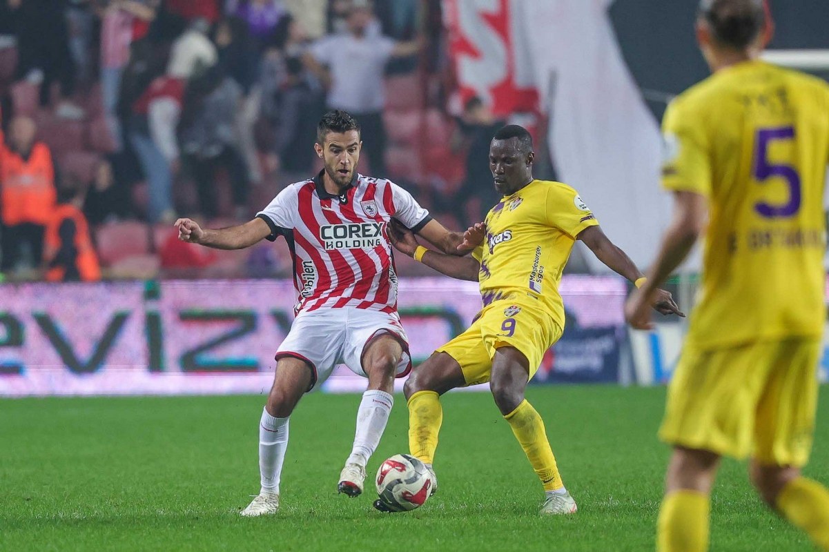 A W576209 03 1201X800