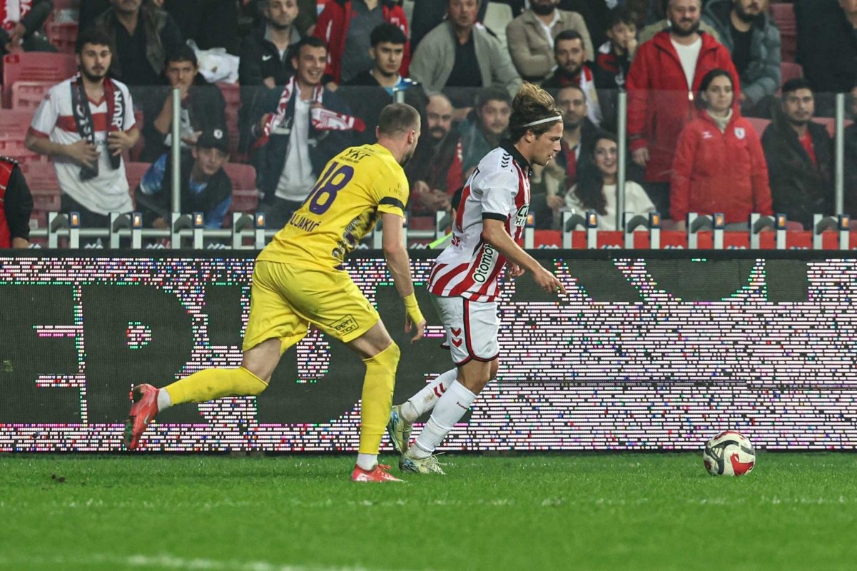 A W576209 19 1201X800