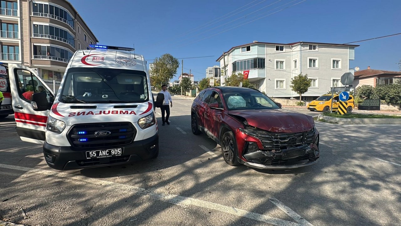 A W576702 03 1280X720