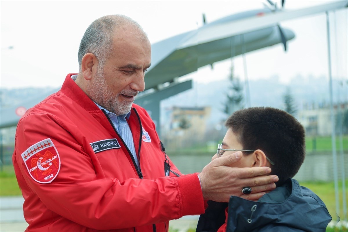 A W576718 05 1200X800