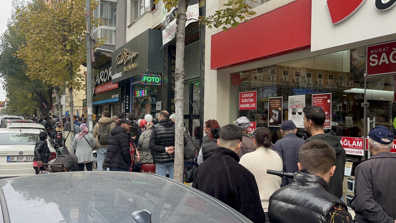 A W576756 02 1280X720