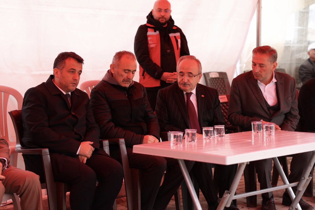 A W578827 03 1200X800