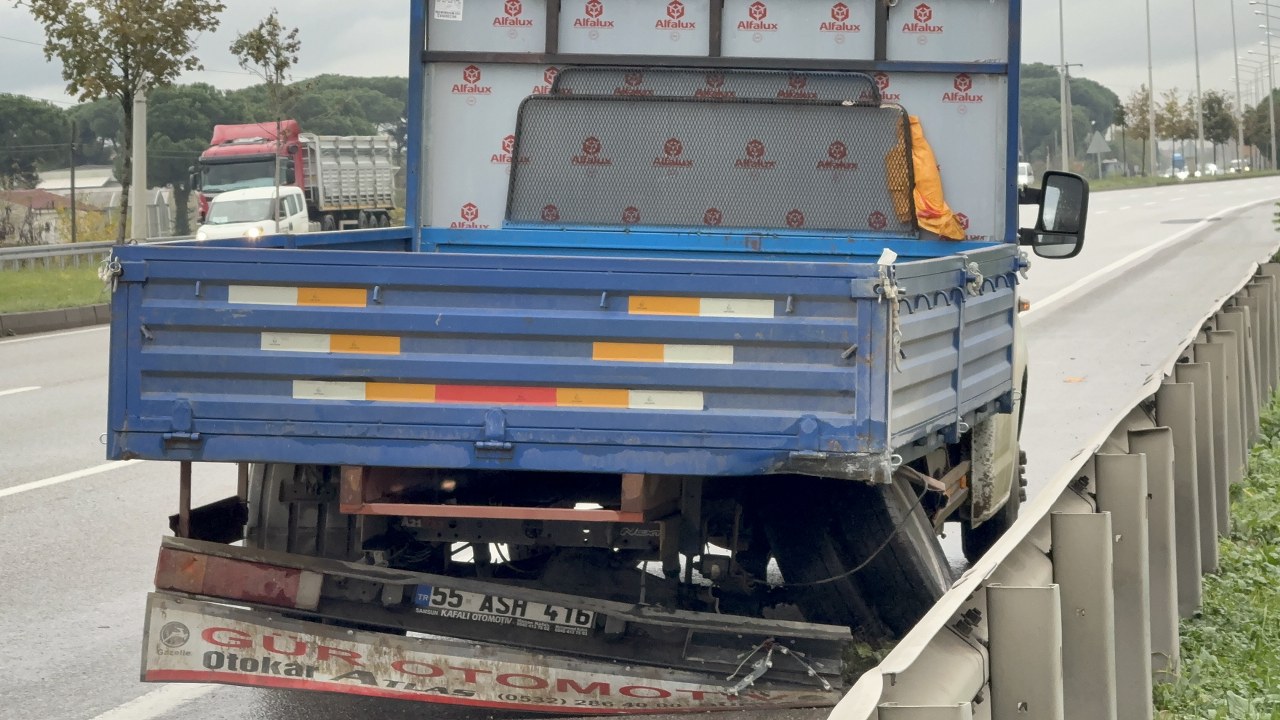 A W579153 06 1280X720