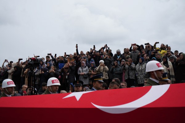 A W579526 09 600X400