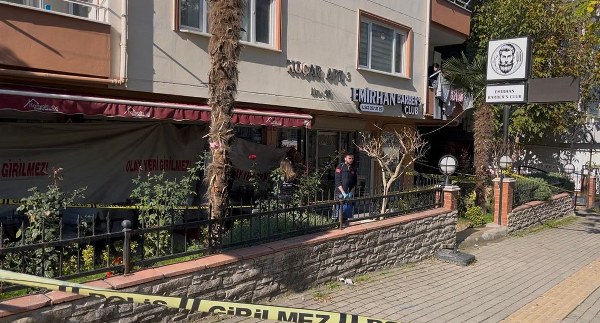 A W579880 05 600X323