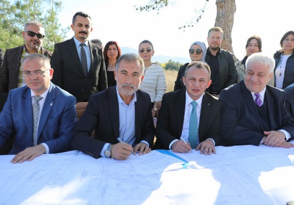 A W580814 02 573X400