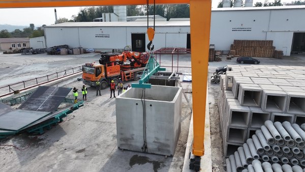 A W580853 03 600X338