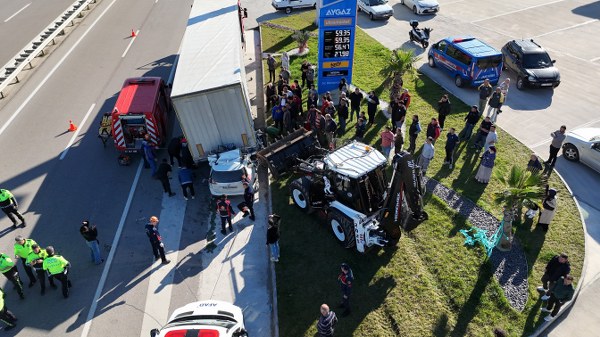 A W581079 01 600X337