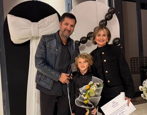 A W581079 03 512X400