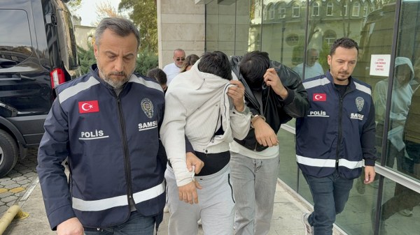 A W582295 02 600X337