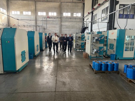 A W582814 05 533X400