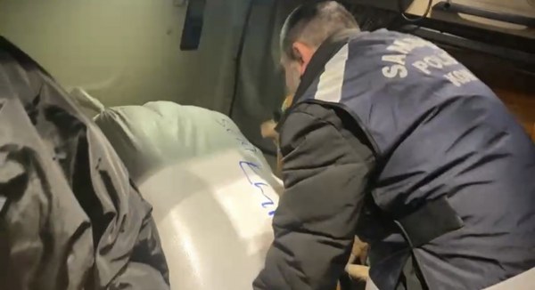 A W583205 05 600X326