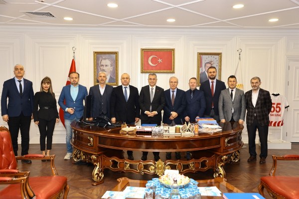 A W583269 01 600X400