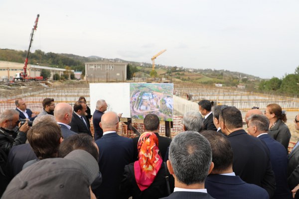 A W585878 06 600X400