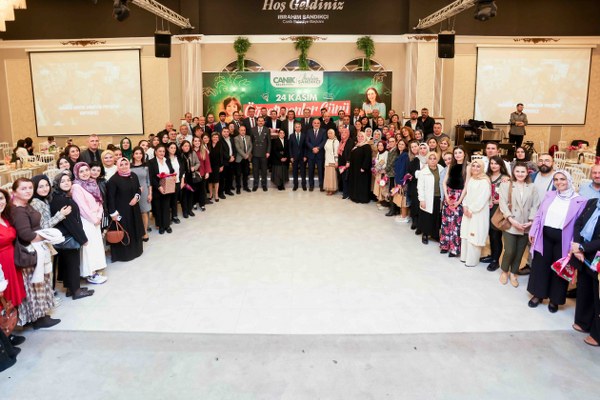 A W586325 02 600X400