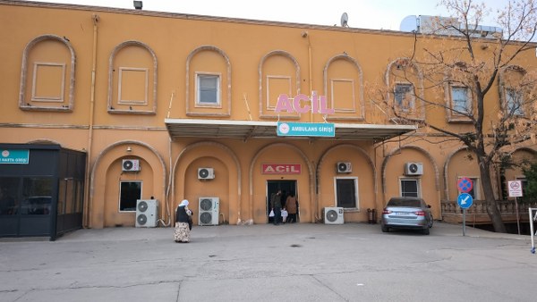 A W586386 01 600X338