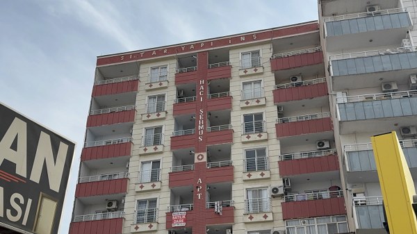 A W586386 02 600X337