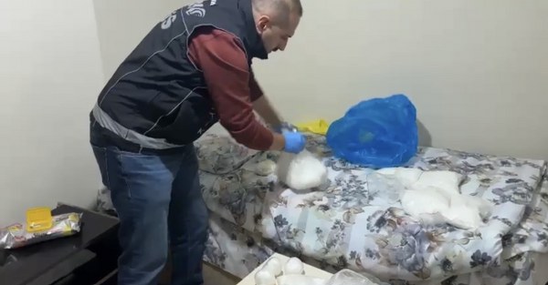 A W587123 02 600X313