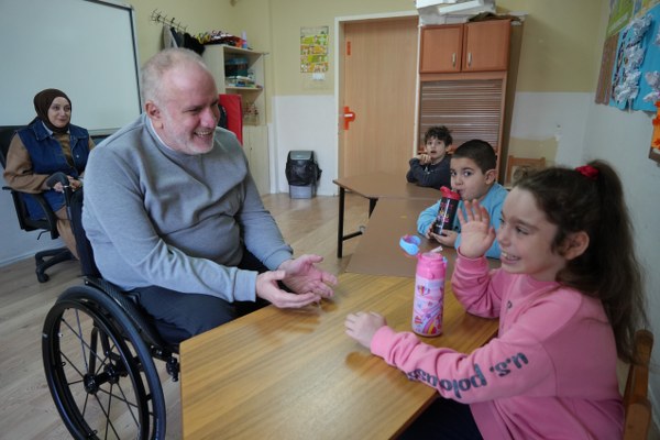 A W587317 01 600X400