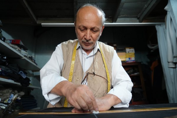 A W587387 01 600X400