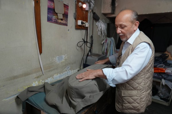 A W587387 02 600X400