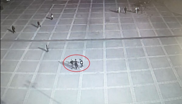 A W588807 03 600X345