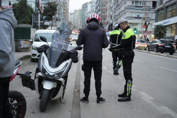 A W589307 04 600X400