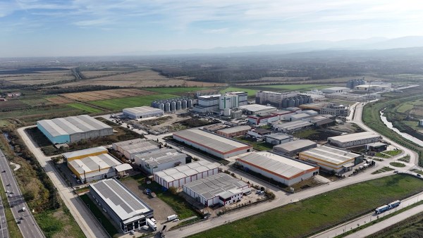 A W589391 02 600X338