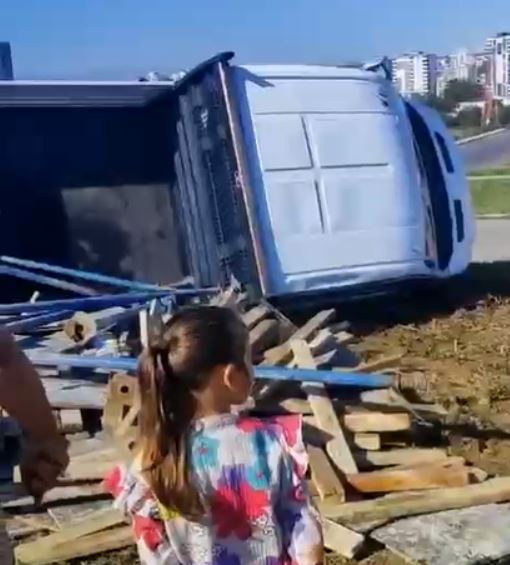 S A M S U N’ D A O T O M O B I L L E K A M Y O N E T C A R P I S T I 995540 295346