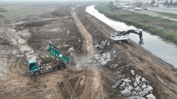 A W590184 02 600X337