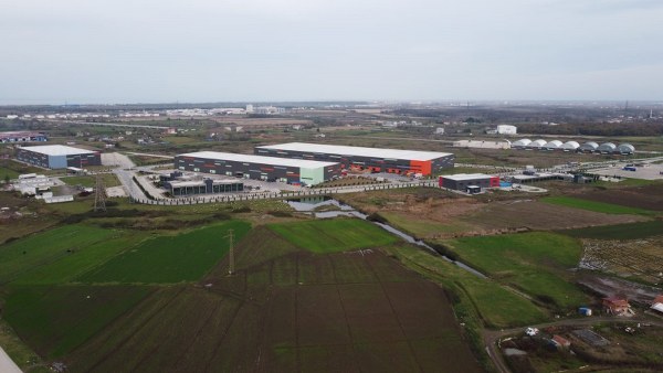 A W592123 01 600X338