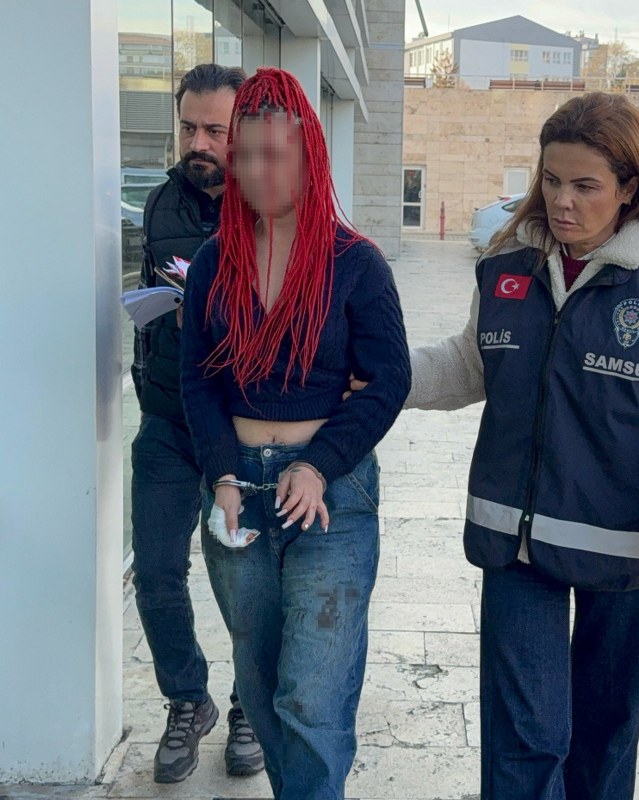 A W593716 02 639X800