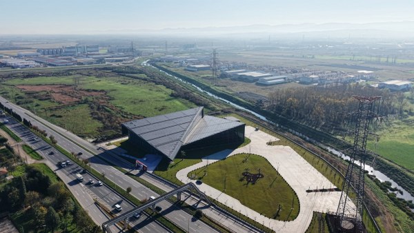 A W595009 04 600X338