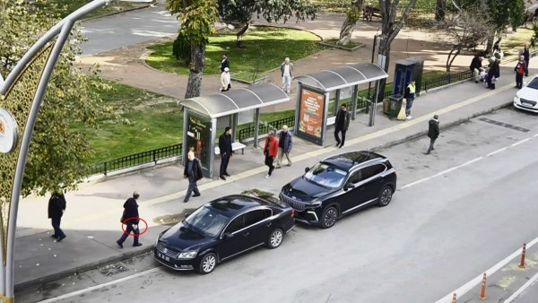 A W595341 02 600X338