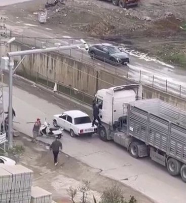 A W595797 01 367X400