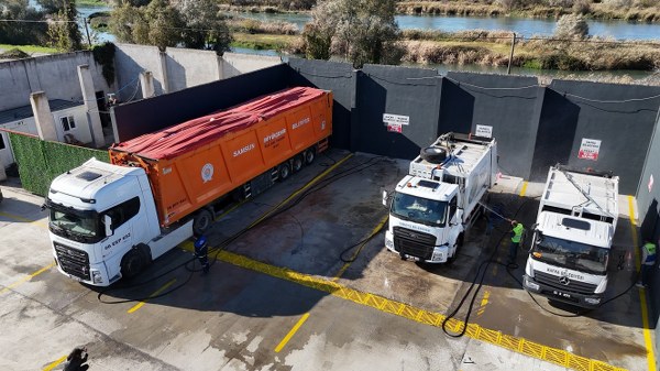 A W596627 04 600X337