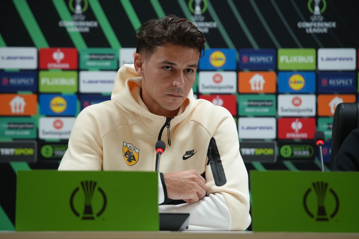 A W596834 03 1200X800