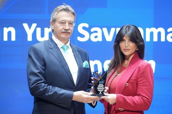 A W596967 01 600X400