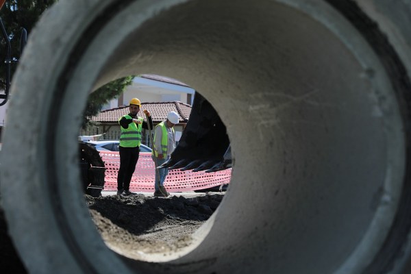 A W597359 04 600X400