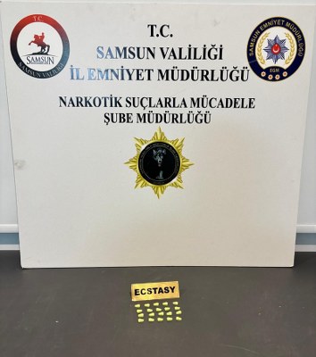 A W599617 02 354X400