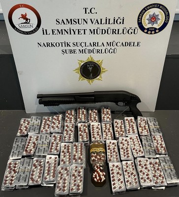 A W599617 04 364X400