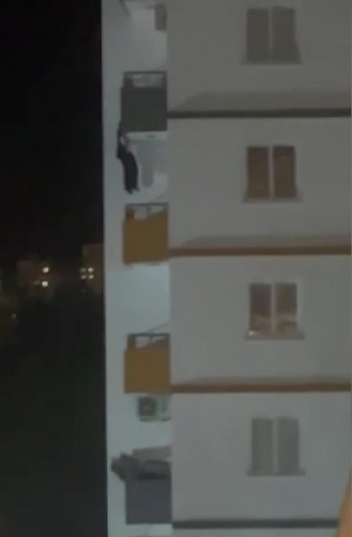 A W600099 08 394X600