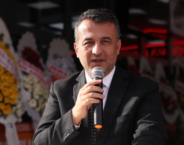 A W600712 02 600X473