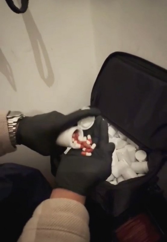 A W603315 02 554X800