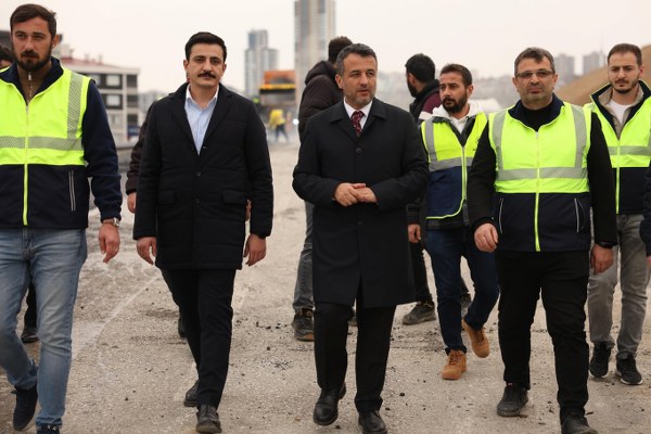 A W604713 04 600X400